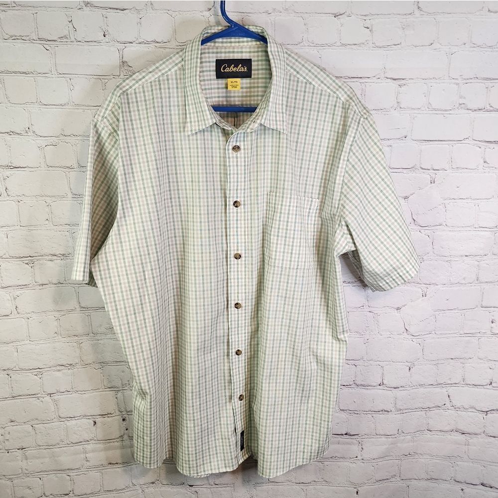 Men's Cabela's button-down shirt, size XL
